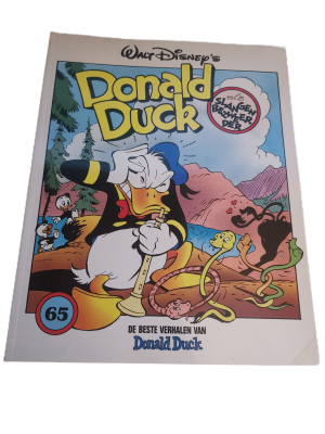 Donald Duck als slangenbezweerder (65)