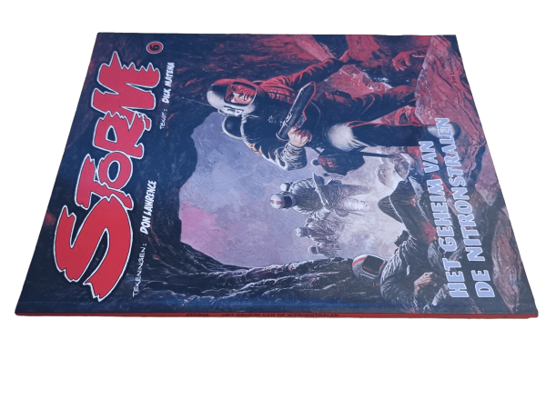 Storm 6 - Het geheim van de Nitronstralen - Rug