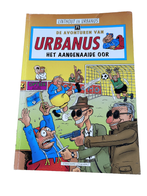 Urbanus 71 - Het aangenaaide oor